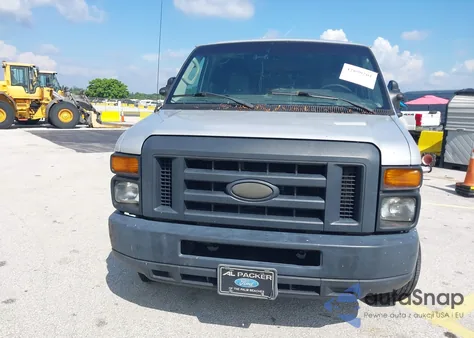 2014 Ford E-150 Commercial z USA, uszkodzony, nr VIN 1FTNE1EW0EDB05700